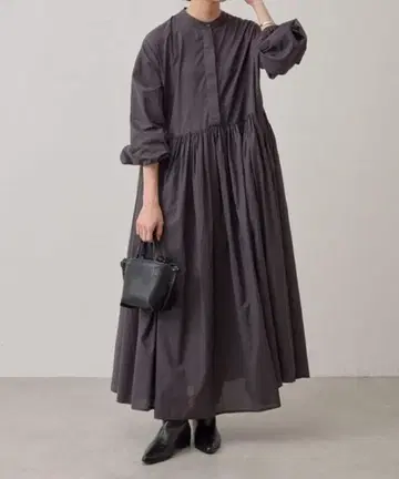 BEARDSLEY [ 비어즐리 > 개더 원피스