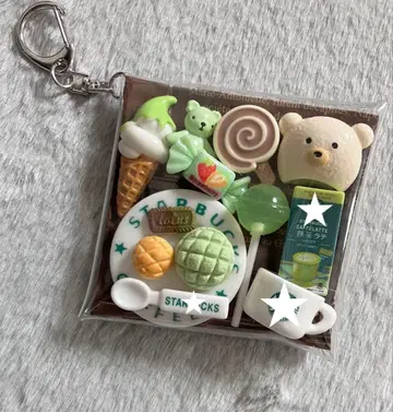 가챠 파우치 [ 곰돌이 카페 화이트 x 그린 계열 ]