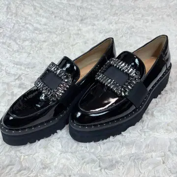 [새상품급] 모드 에 자코모 비쥬 버클 통굽 로퍼 블랙 23.5