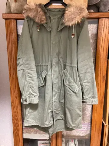 PINK HOUSE, 후드 부착 코트