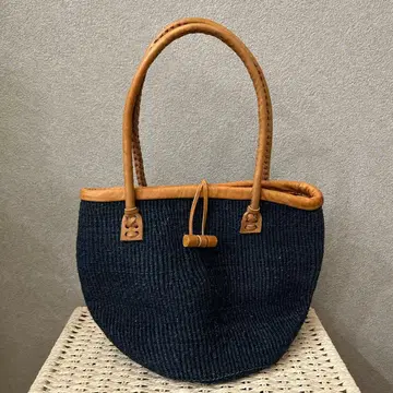 케냐 산 네이비 바스켓백