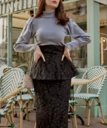 Herlipto Floral Jacquard Peplum Skirt