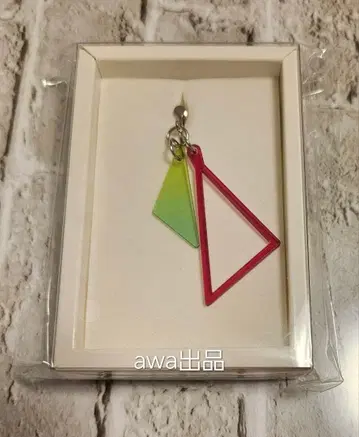 [ 백 ] 아이나나 아이들리시 세븐 귀찌