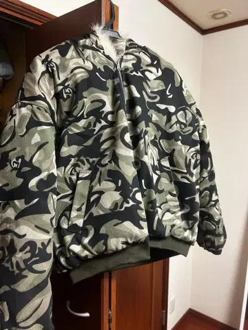 카모 패턴 퍼 봄버 자켓
