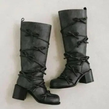[ SALE ] Darich 레이스업 리본 부츠 블랙 XL