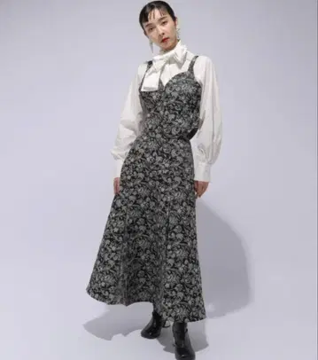 HARE 자카드 셋업 뷔스티에 스커트