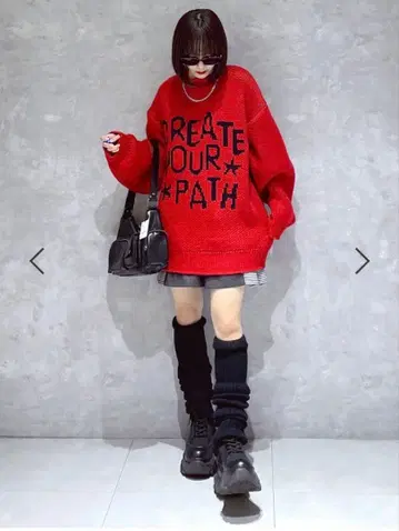 페이지 보이 [ PBLIM ] 핸드풍 로고 니트