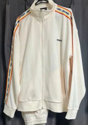 NERDY 저리 상하의 세트 L 사이즈