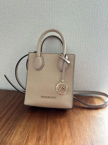 MICHAEL KORS 베이지 숄더백