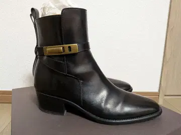 SARTORE 사이드 지퍼 숏부츠 로우힐 가죽 23.5