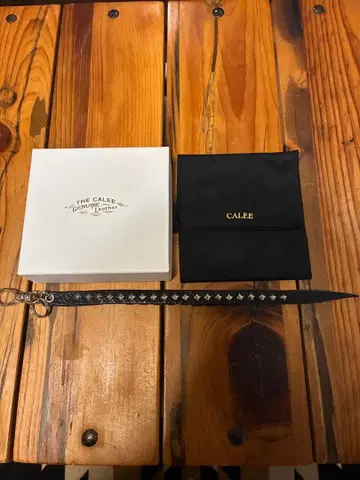 [ CALEE ] 스터드 가죽 키링 / 롱