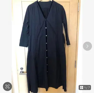 나나데코르 가운