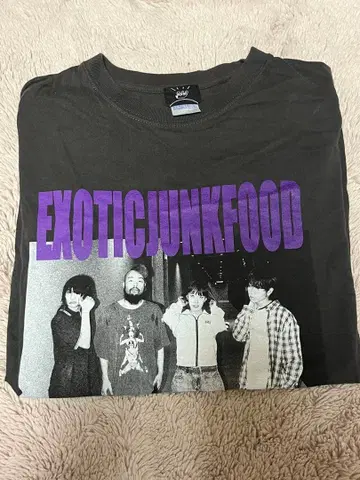 NEE FC 한정판 티셔츠 EXOTICJUNKFOOD 티셔츠