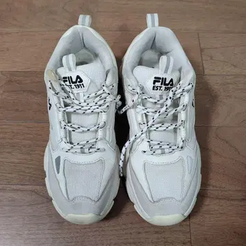 FILA 화이트 스니커즈 통굽