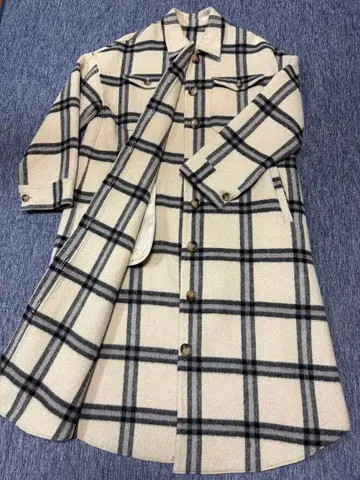 어반 리서치 체크 무늬 롱 코트