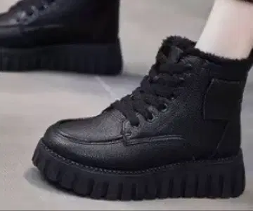 새상품 통굽 부츠 엔지니어 부츠 숏부츠 24.5cm 상당