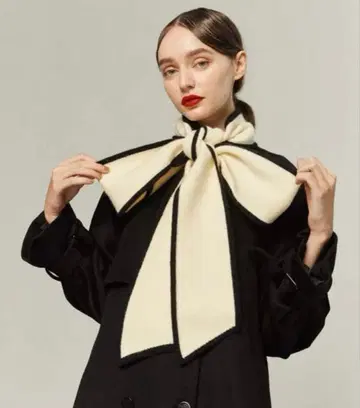 택 포함 미사용 새상품 TNEWTIES 리본 머플러 바이컬러