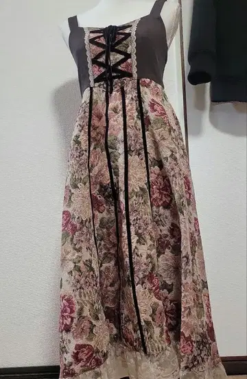 axes femme 고블랑 직조 점프 스커트 베이지