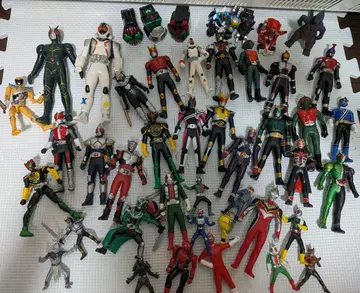 가면라이더 등 피규어 묶음 판매