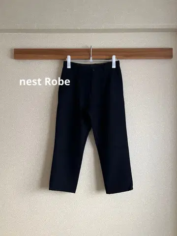 네스트로브 울 테이퍼드 팬츠 네이비