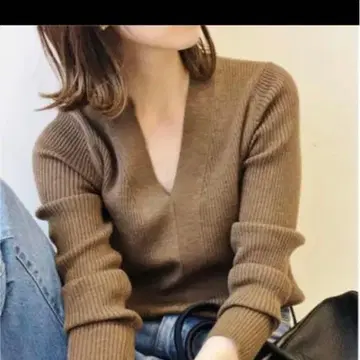 이에나 3 x 3 V넥 풀오버 리브 니트