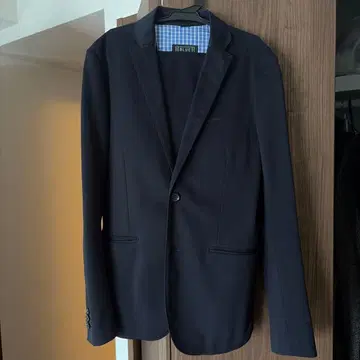 투모로우랜드 수트 셋업