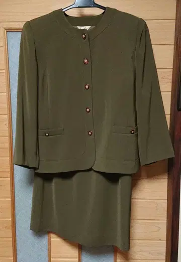 La Elmo 올리브 그린 셋업