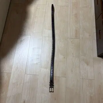 felisi 다크 브라운 크로커다일풍 가죽 벨트