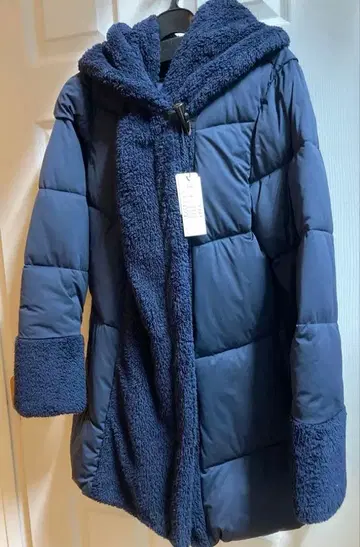 그랑더블 보아 후드 충전솜 코트 택 포함 새상품 정가 36,800엔