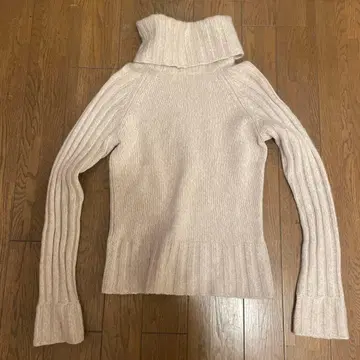 띠어리 캐시미어 100% 베이지 터틀넥 니트