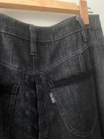 PINKHOUSE 블랙 컬러 데님 롱 레이스업 프릴 스커트 새상품급