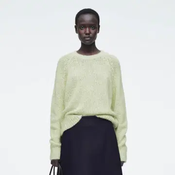 COS 모헤어 블렌드 스웨터 니트