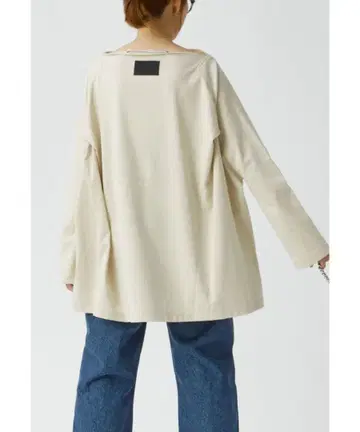 COGTHEBIGSMOKE KAREN NARROW 래글런 슬리브 상의