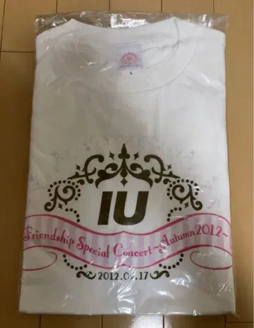 새상품 IU 1st 콘서트 티셔츠 L 사이즈