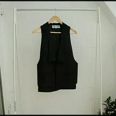 [FREE] fitbow 권세진vest black silk