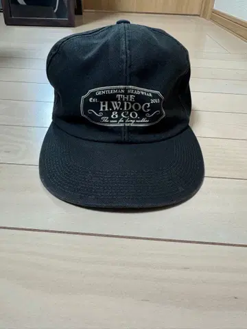 H.W.DOG & CO. 캡