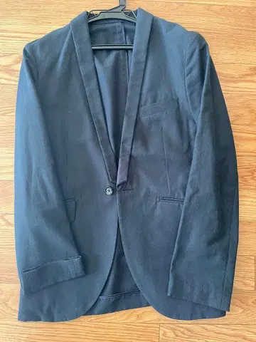 투모로우랜드 자켓