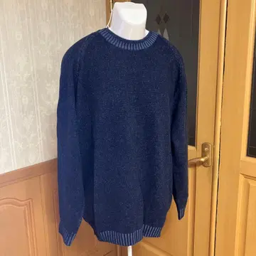 시나코바 네이비 스웨터 별 무늬