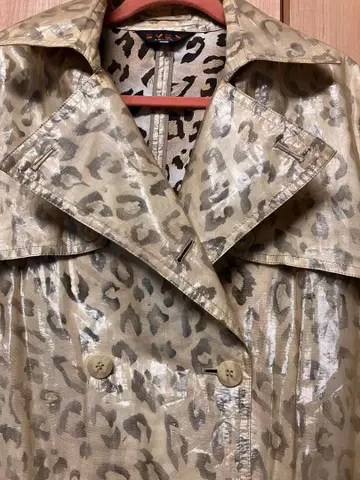 고급 레인코트, 트렌치 40호 EVEX