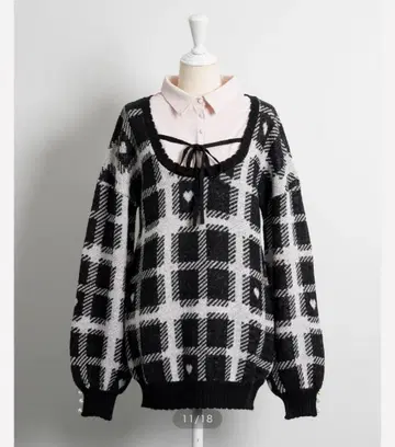 pium 하트 체크 레이어드 니트 원피스 블랙