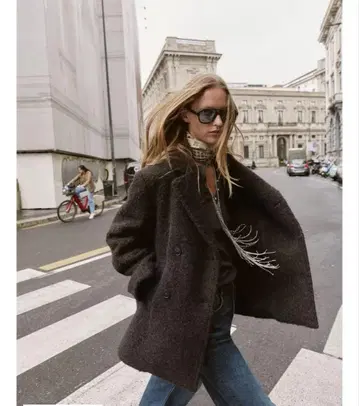 ZARA 부클레 더블 브레스트 미디 기장 코트 M