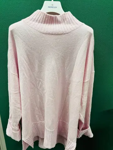 KASH 캐시미어 혼방 핑크 터틀넥 스웨터