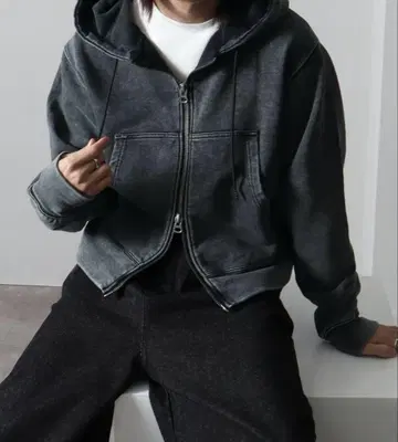 welise 케미컬 오버다이 맨투맨 컴팩트 숏 후드티