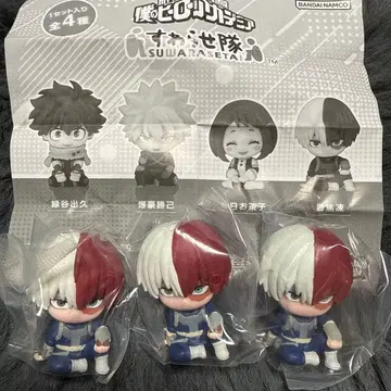 히로아카 토도로키 쇼토 앉아있는 대원 3개 세트