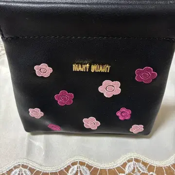 MARY QUANT 꽃무늬 자수 파우치 블랙