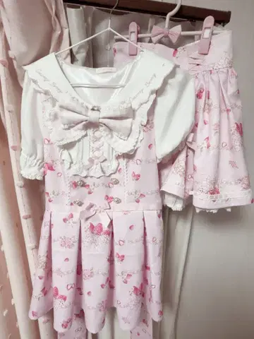 크리미 베리 패턴 셋업 LIZ LISA