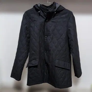 [새상품급] 블랙 컬러 퀼팅 하프 코트 탈부착 가능 후드 부착 남성용 M