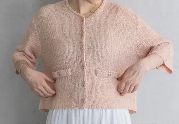 [아파트바이] 라메 트위드 니트 가디건 핑크