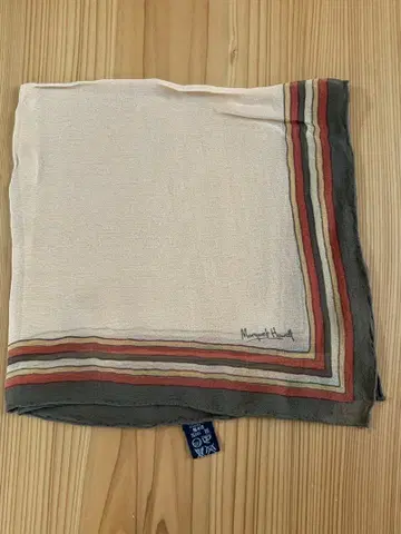 Margaret Howell 쉬폰 실크 넥 스카프