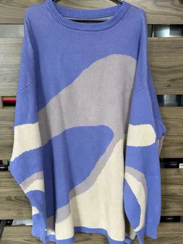 안티카 오버 사이즈 디자인 니트